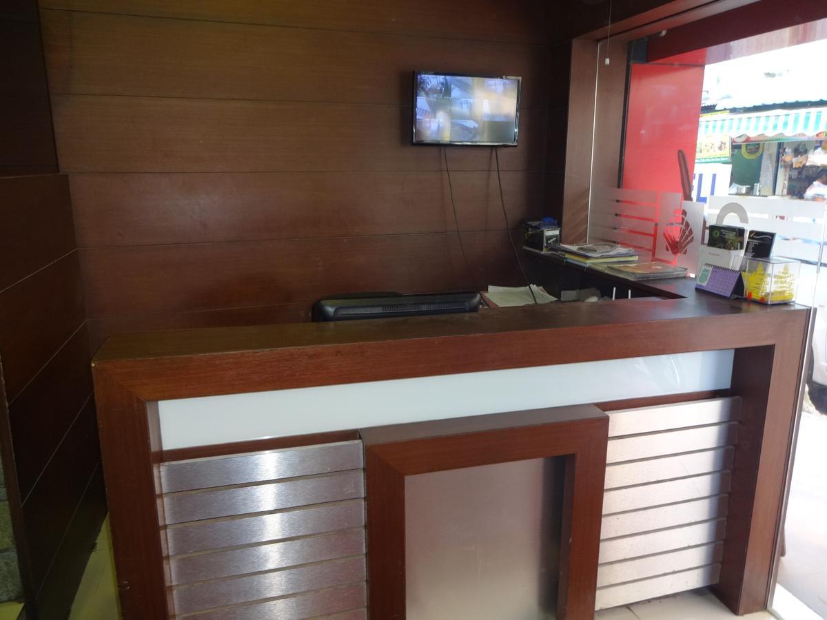 Hotel Sea Shell Park Chennai Exterior foto